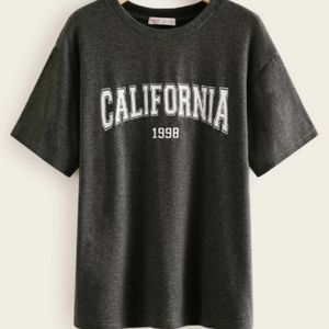 Letter graphic oversized tee